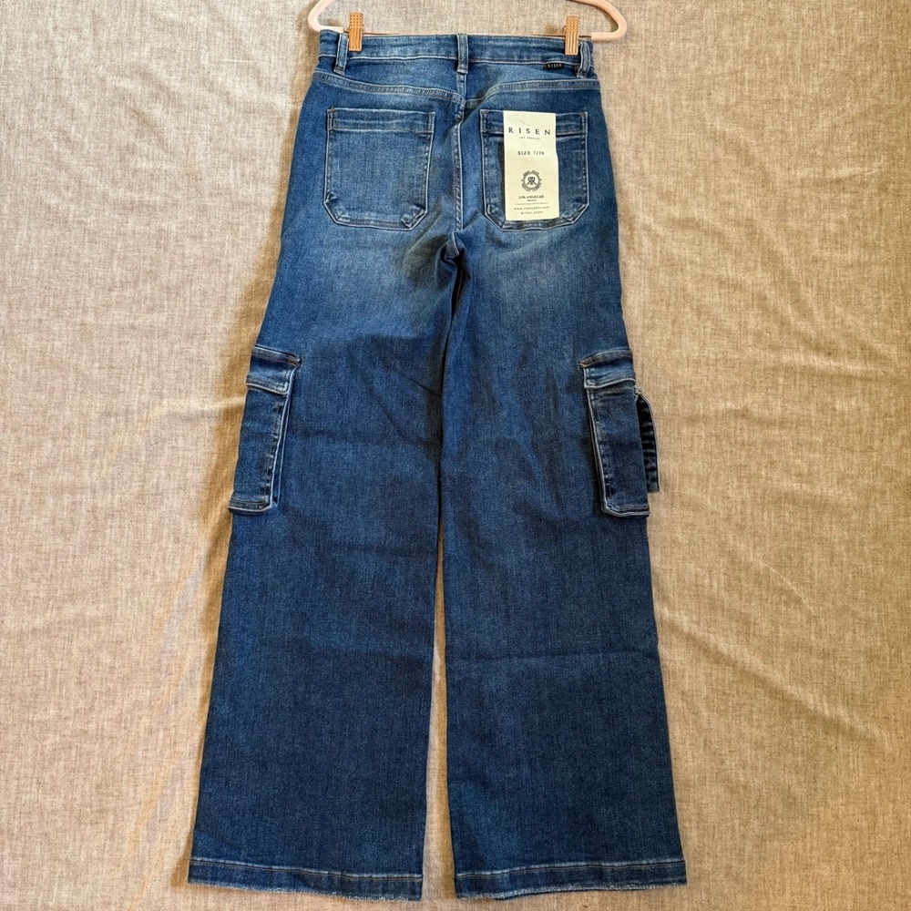 Risen Jeans Wide Leg Cargo Pants Size 7/28 Blue Medium Wash High Rise Utility